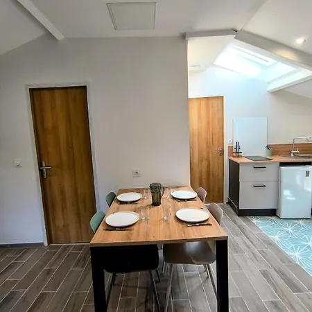Le Grand Zig - Petit Déjeuner, Piscine, 10mn Du Parc Appartement Treize-Vents